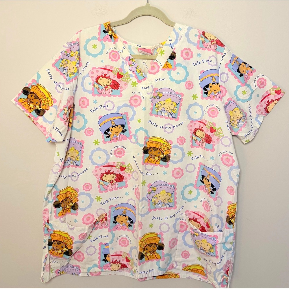 Vintage Strawberry Shortcake 2003 Scrub Top Nurse Y2K V Neck Medical SZ 2XL